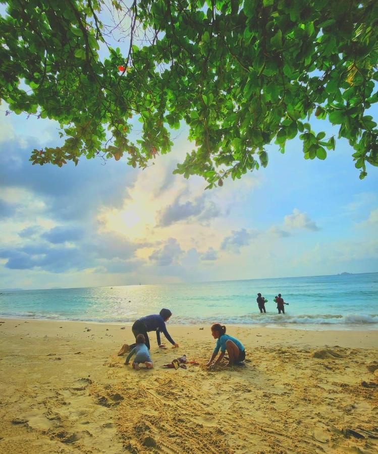 Ombak Dive Resort Perhentian Island Pulau Perhentian Kecil エクステリア 写真