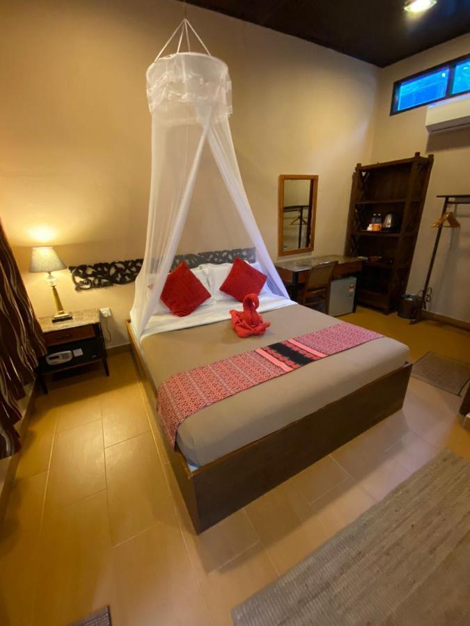 Ombak Dive Resort Perhentian Island Pulau Perhentian Kecil エクステリア 写真