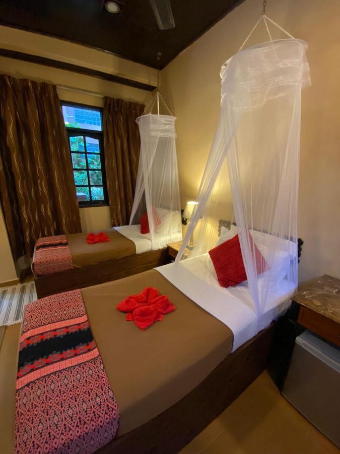 Ombak Dive Resort Perhentian Island Pulau Perhentian Kecil エクステリア 写真