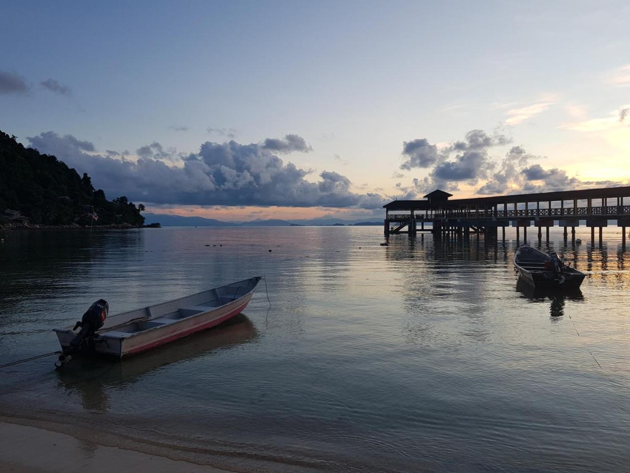 Ombak Dive Resort Perhentian Island Pulau Perhentian Kecil エクステリア 写真